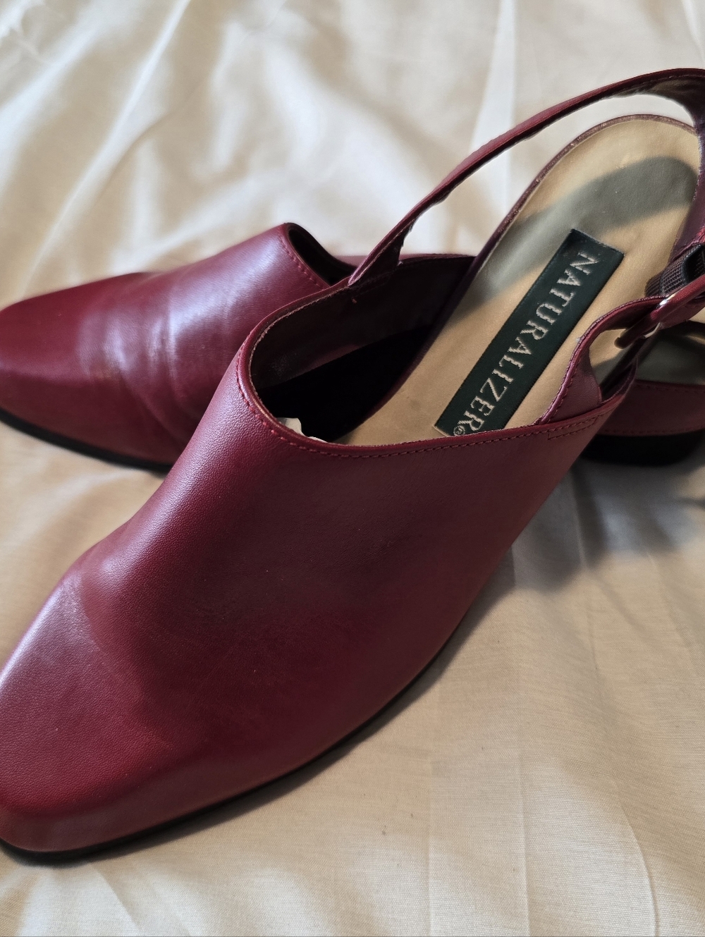 Vintage Red Leather Naturalizer Slingback Slip-Ons - Women's Size 8.5